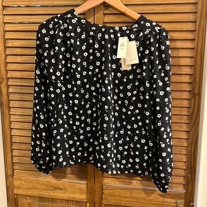NWT Banana Republic Factory Navy Floral Crew Neck Blouse